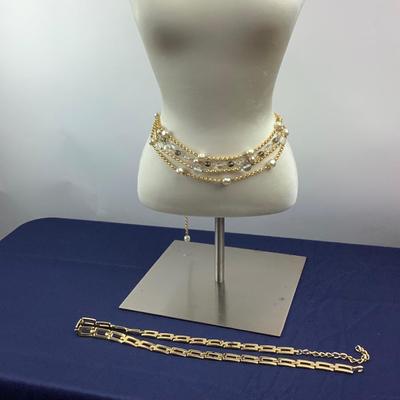 813 Gold Tone Pearl Chain Belt Lot