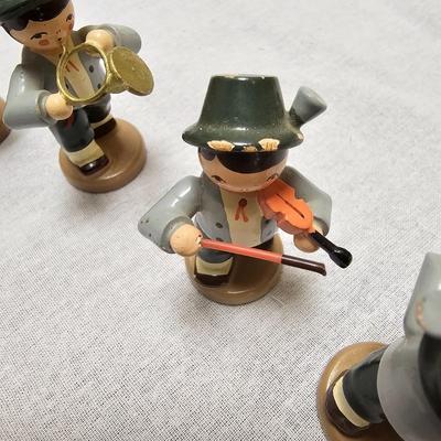 Vintage Christmas Elegance w/ Fitz and Floyd (BO-JS)