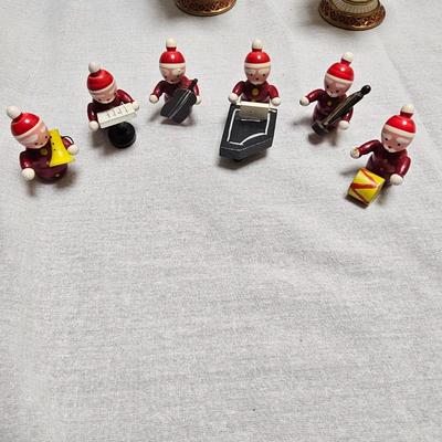 Vintage Christmas Elegance w/ Fitz and Floyd (BO-JS)