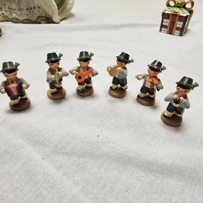 Vintage Christmas Elegance w/ Fitz and Floyd (BO-JS)