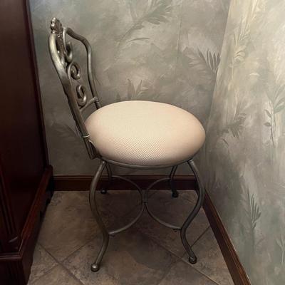 Metal Framed Chair with Padded & Upholstered Seat (B-MG)