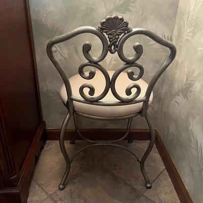 Metal Framed Chair with Padded & Upholstered Seat (B-MG)