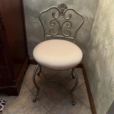 Metal Framed Chair with Padded & Upholstered Seat (B-MG)