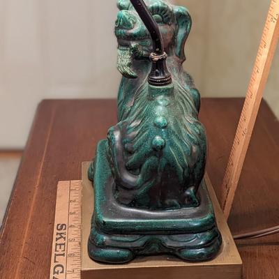 Vintage Ceramic Chinese Foo Dog Table Lamp