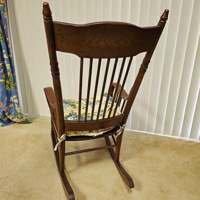 Vintage Carved Oak Rocking Chair  (BO-JS)