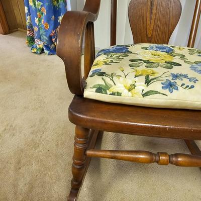 Oak Rocking Chair  (BO-JS)