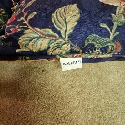 Blue Patterned Fabric Couch  (BLR-JS)