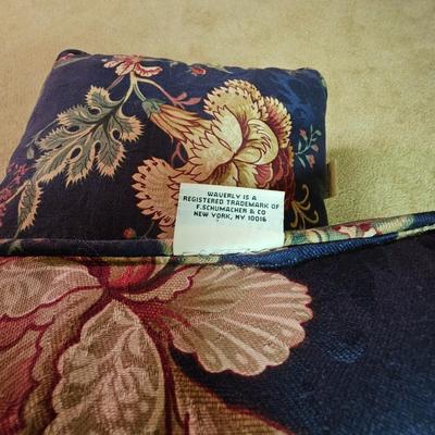 Blue Patterned Fabric Couch  (BLR-JS)