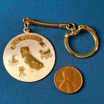 VINTAGE CALIFORNIA TWO-TONE METAL KEY CHAIN