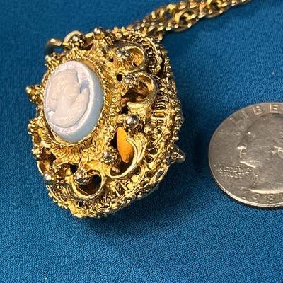 LARGE ORNATE 2-SIDED PENDANT CAMEO AND TURQUOISE CABUCHON NECKLACE