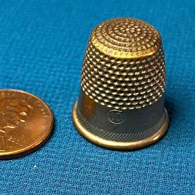 SIZE 10 METAL THIMBLE BRASS UNDERLAY