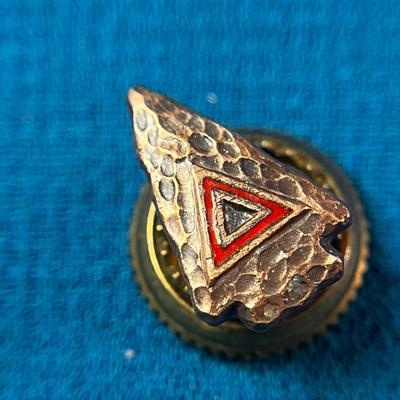 YMCA ENAMELED COPPER ARROWHEAD LAPEL PIN