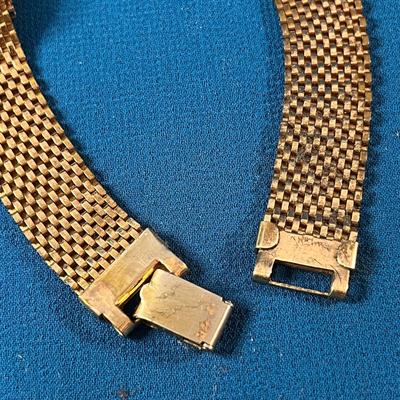 GOLD TONE CHAIN BAND CHOKER NECKLACE