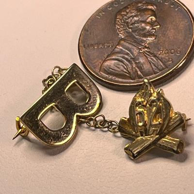 â€˜62 2-PART PIN CAMPFIRE AND LETTER â€œBâ€