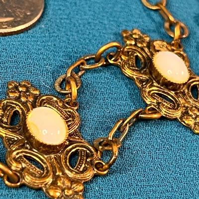 OLD FASHIONED INTRICATE CHOKER WITH OPALESCENT STONES