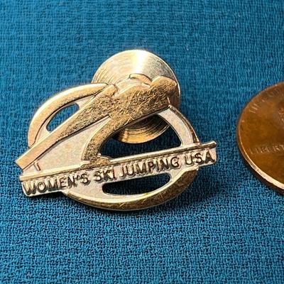 1/10 10K OPENWORK â€œWOMENâ€™S SKI JUMPING USAâ€ LAPEL PIN