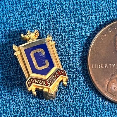 VINTAGE ENAMELED â€œCâ€ HONOR SOCIETY LAPEL PIN