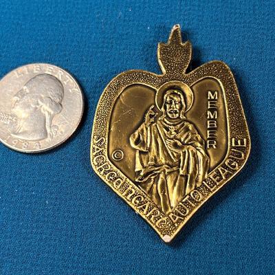 SACRED HEART AUTO LEAGUE STICK-ON MEDALLION