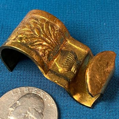ORNATE BRASS VICTORIAN PICTURE HOOK 