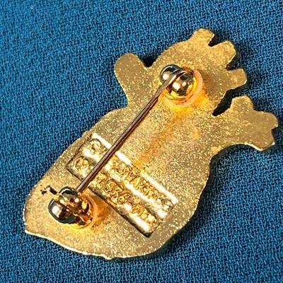 COLORFUL ENAMELED HUMAN HEART MOTIF PIN