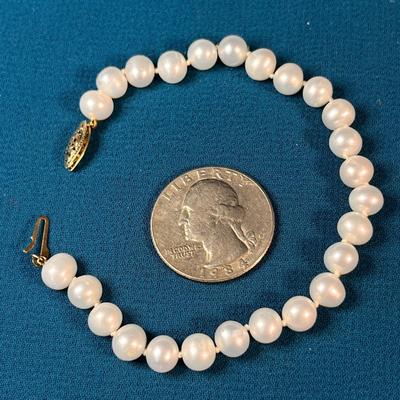 LOVELY REAL PEARL BRACELET with 14K GOLD CLASP