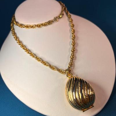 GRACEFUL TEXTURED PERFUME CREME LOCKET PENDANT BY AVON