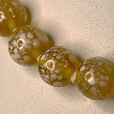 VINTAGE GLASS GOLD, WHITE BEAD NECKLACE MARKED â€œJAPANâ€