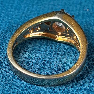 FANCY GOLD TONE, RHINESTONE SOLITAIRE RING MARKED THAILAND