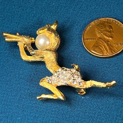 VINTAGE â€œPANâ€ FROM GREEK MYTHOLOGY FAUX PEARL, RHINESTONE PIN