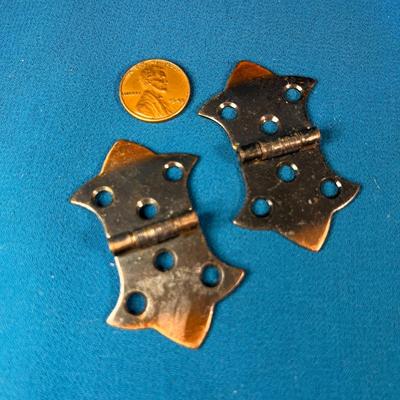PAIR VINTAGE METAL HINGES STAR SHAPED ENDS, COPPER COLORED ACCENTS