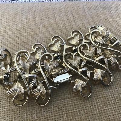 Vintage Gold Tone Wide Link Bracelet