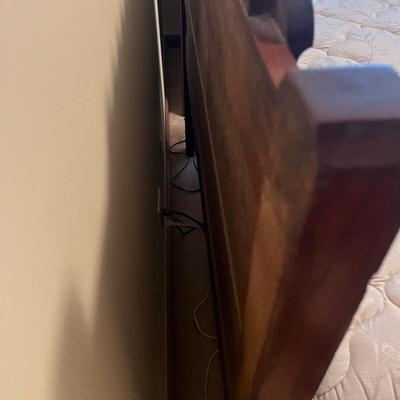 Full Size Wooden Headboard & Metal Bed Frame (BR1-MG)