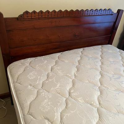 Full Size Wooden Headboard & Metal Bed Frame (BR1-MG)