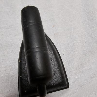 Three Sad Flat Irons  (BLR-JS)