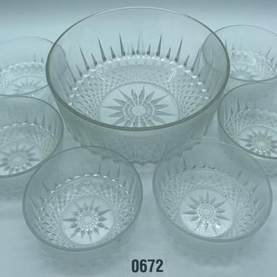 Vintage Cavalier Arcoroc 7 Piece Salad Bowl Set Tempered Starburst Design