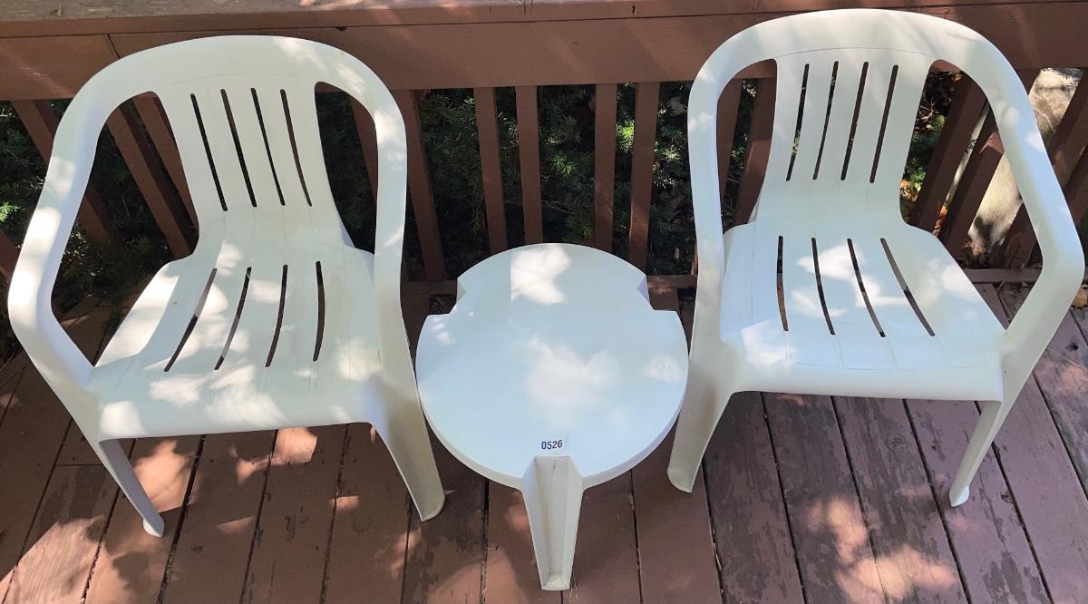White Plastic Chairs With Table