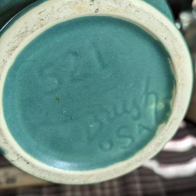 Vintage USA 521 Matte Green Vase