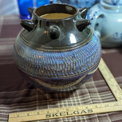 Unique Pottery Design Planter/Vase