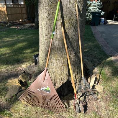 Yard and Gardening Rakes