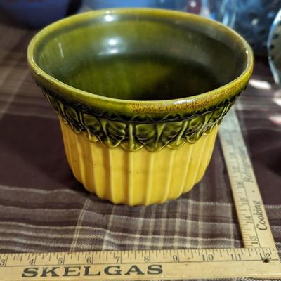 Porcelain Plant Planter Pot Yellow Brown