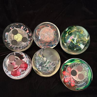 Paperweight Collection & Beveled Mirror (DR-KL