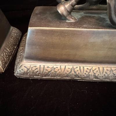 Musical Bookends & Vintage Books, incl. First Edition (DR-KL)