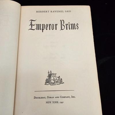 Musical Bookends & Vintage Books, incl. First Edition (DR-KL)