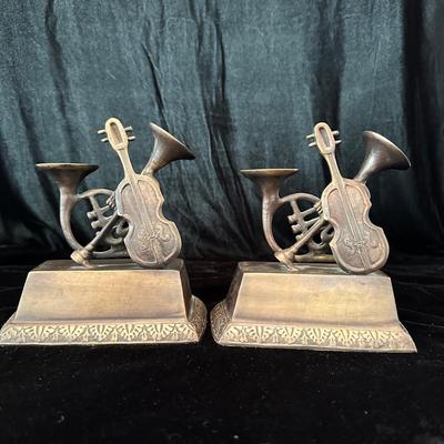 Musical Bookends & Vintage Books, incl. First Edition (DR-KL)