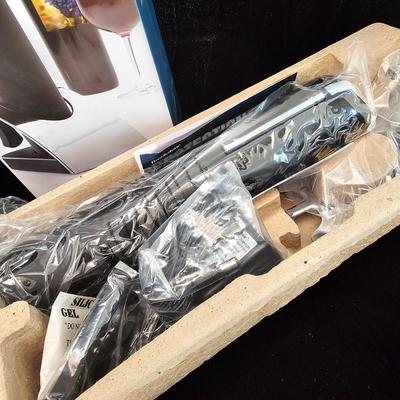 Brookstone Automatic Wine Opener, William Sonoma Appetizer Plates, & More Wine Acessories (K-KL)