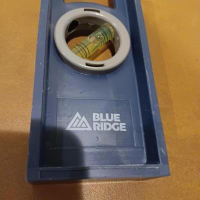 Blue ridge Rool + Level