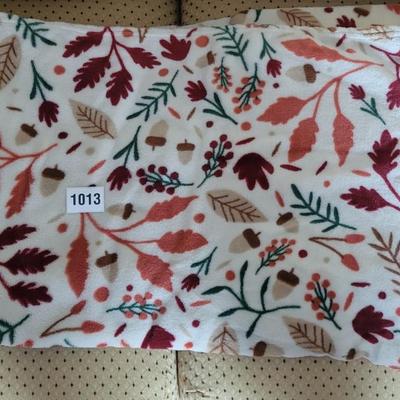 Fall Print Fleece Throw Blanket