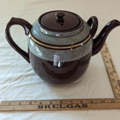 New Sadler-Like Teapot