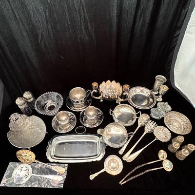 Reed & Barton Plus More Silver Serving Pieces  (DR-KL)