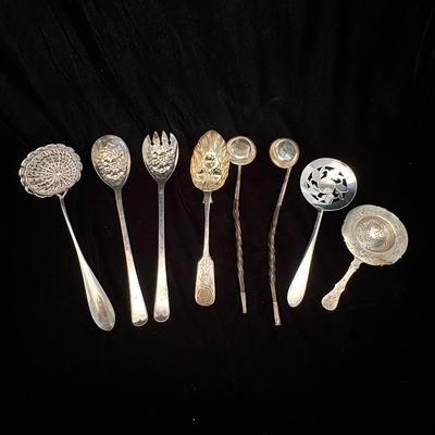 Reed & Barton Plus More Silver Serving Pieces  (DR-KL)